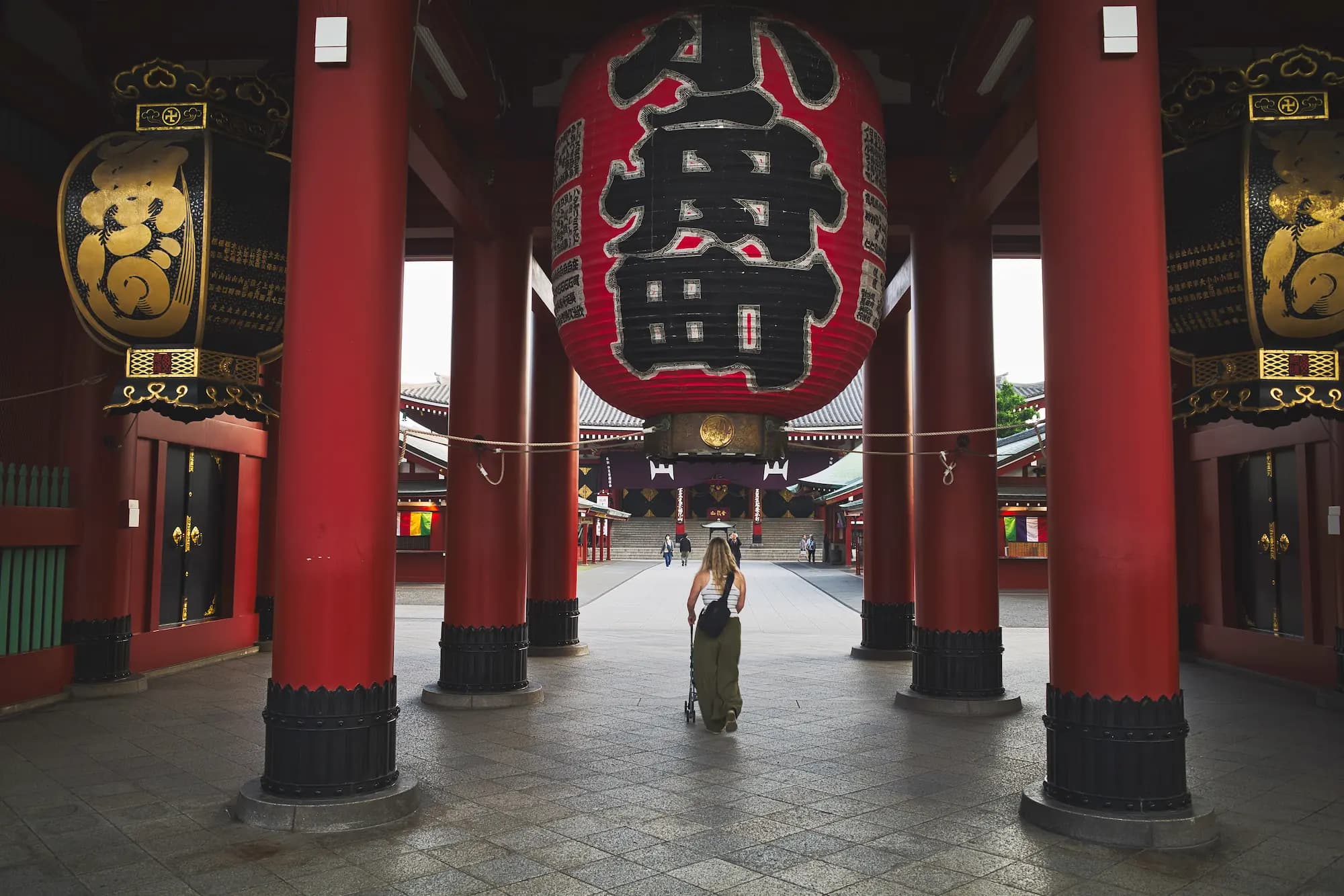 THE CURRENT OF CONTRADICTIONS: THREE WEEKS IN JAPAN